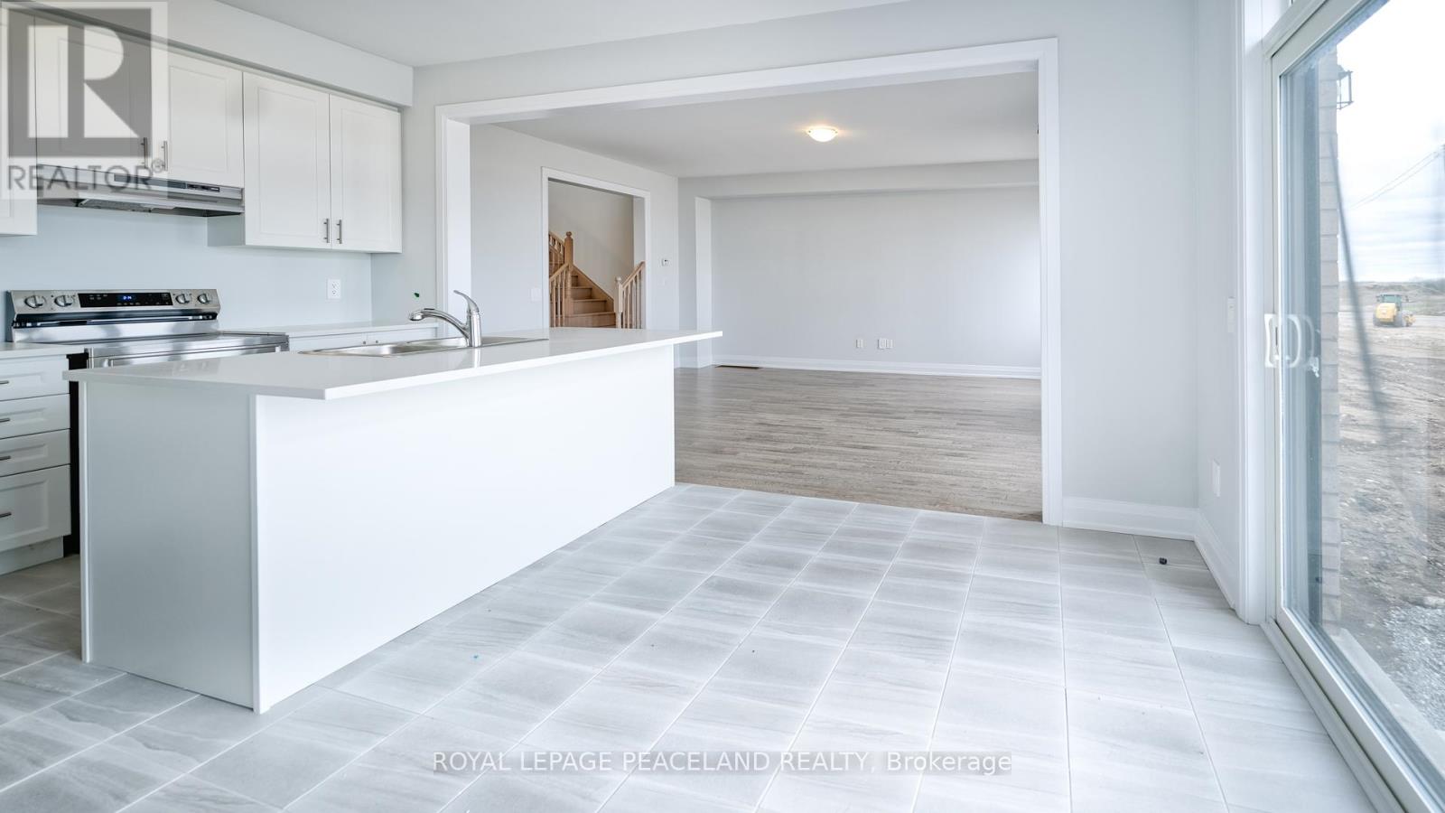 74 Butler Boulevard, Kawartha Lakes (Lindsay), Ontario  K9V 0R9 - Photo 17 - X12136089