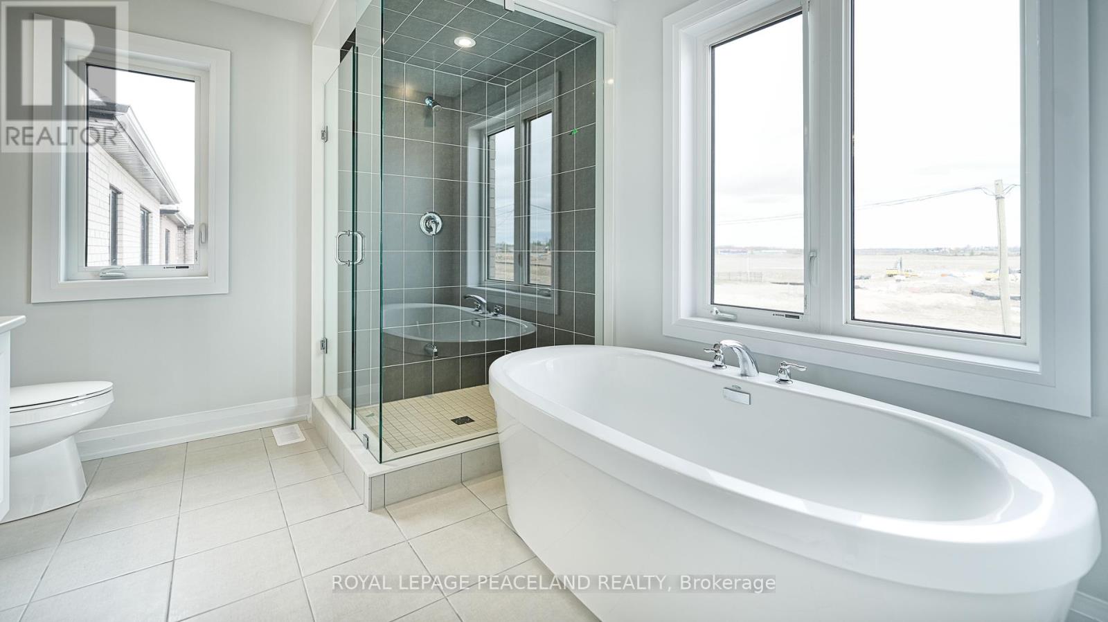 74 Butler Boulevard, Kawartha Lakes (Lindsay), Ontario  K9V 0R9 - Photo 30 - X12136089