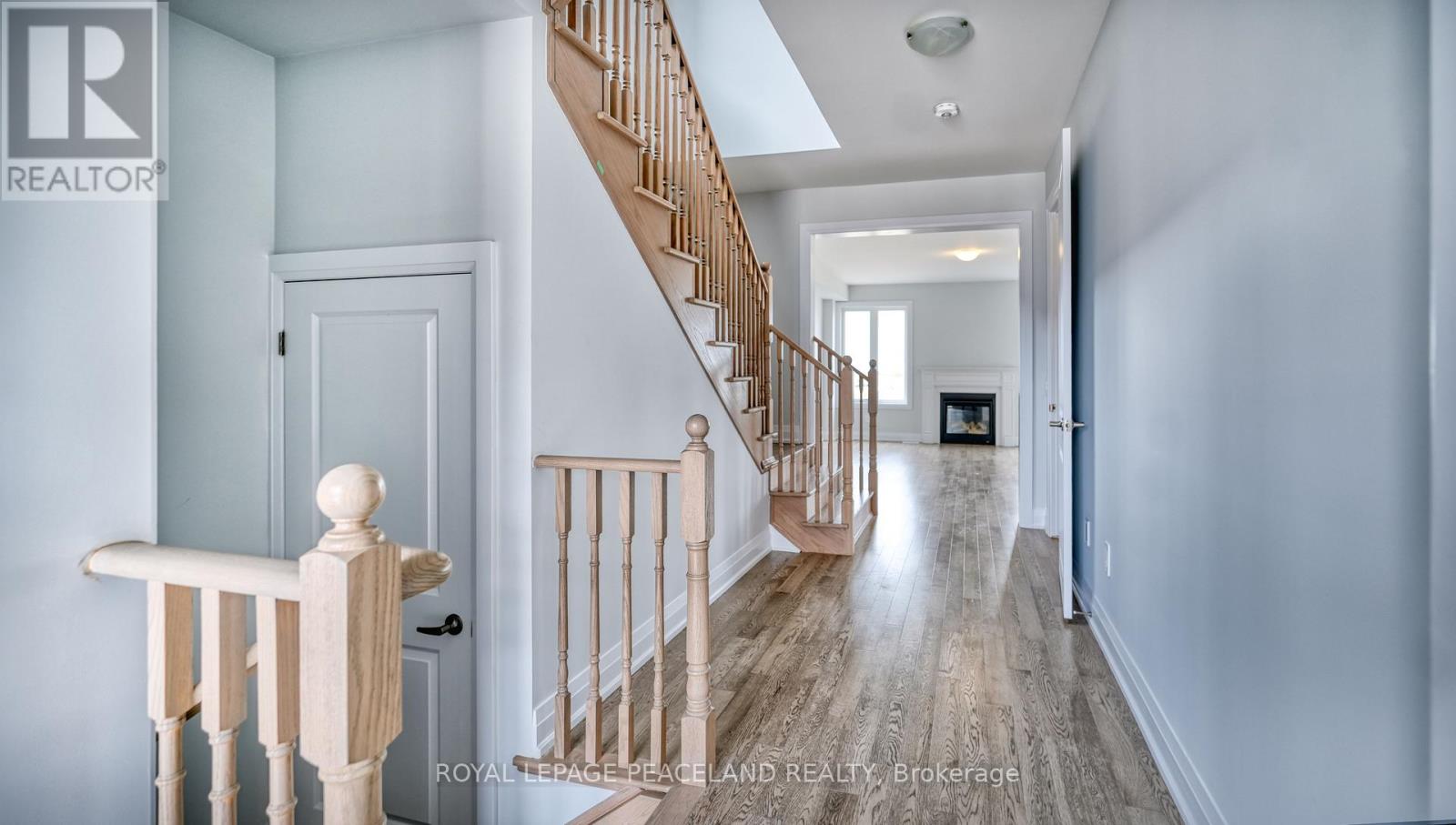 74 Butler Boulevard, Kawartha Lakes (Lindsay), Ontario  K9V 0R9 - Photo 5 - X12136089