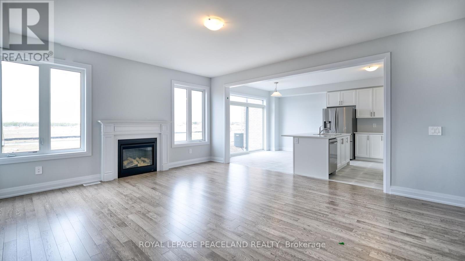 74 Butler Boulevard, Kawartha Lakes (Lindsay), Ontario  K9V 0R9 - Photo 7 - X12136089