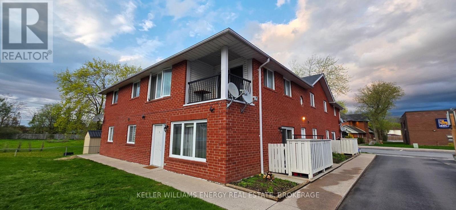 20 Doxsee Avenue N, Trent Hills (Campbellford), Ontario  K0L 1L0 - Photo 3 - X12136181