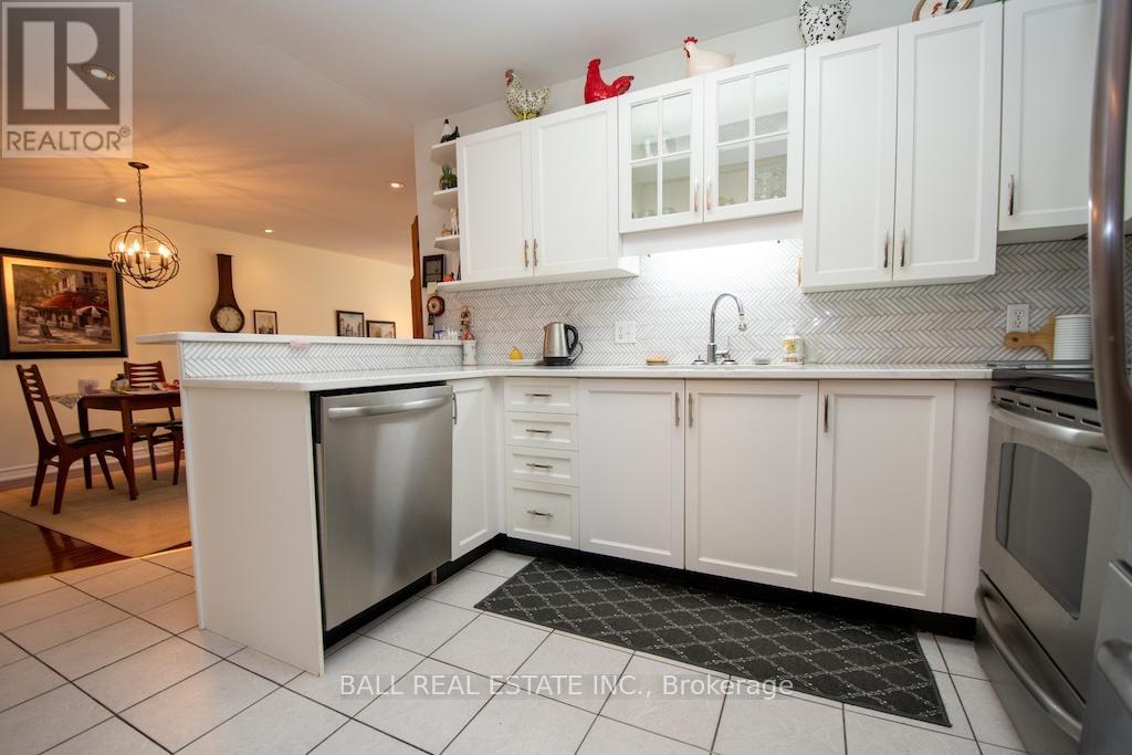 30 Charles Court, Smith-Ennismore-Lakefield (Lakefield), Ontario  K0L 2H0 - Photo 16 - X12136564