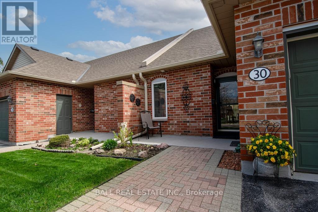 30 Charles Court, Smith-Ennismore-Lakefield (Lakefield), Ontario  K0L 2H0 - Photo 3 - X12136564