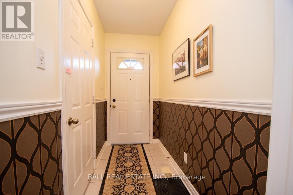 30 Charles Court, Smith-Ennismore-Lakefield (Lakefield), Ontario  K0L 2H0 - Photo 4 - X12136564
