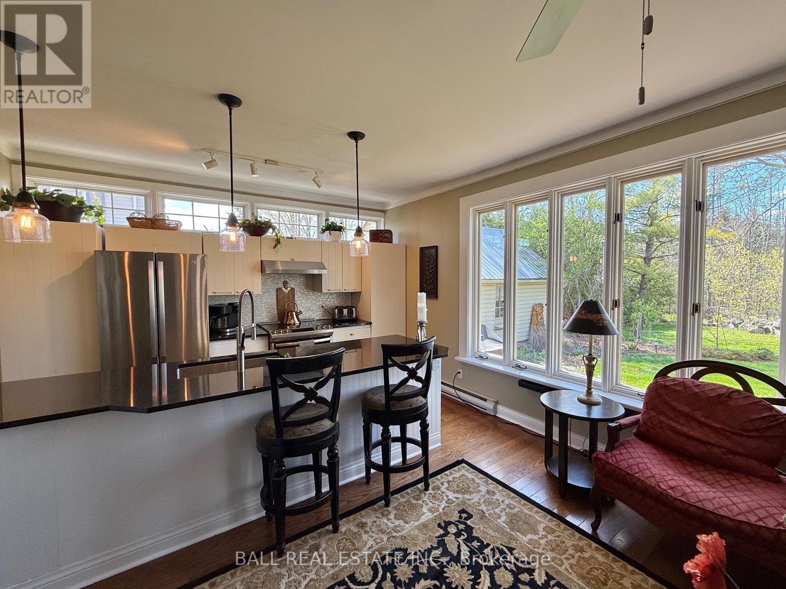 170 Queen Street, Selwyn, Ontario  K0L 2H0 - Photo 6 - X12136569