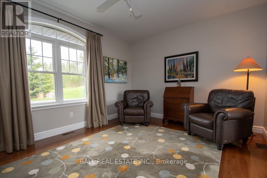 164 Arnott Drive, Selwyn, Ontario  K0L 1T0 - Photo 17 - X12136674