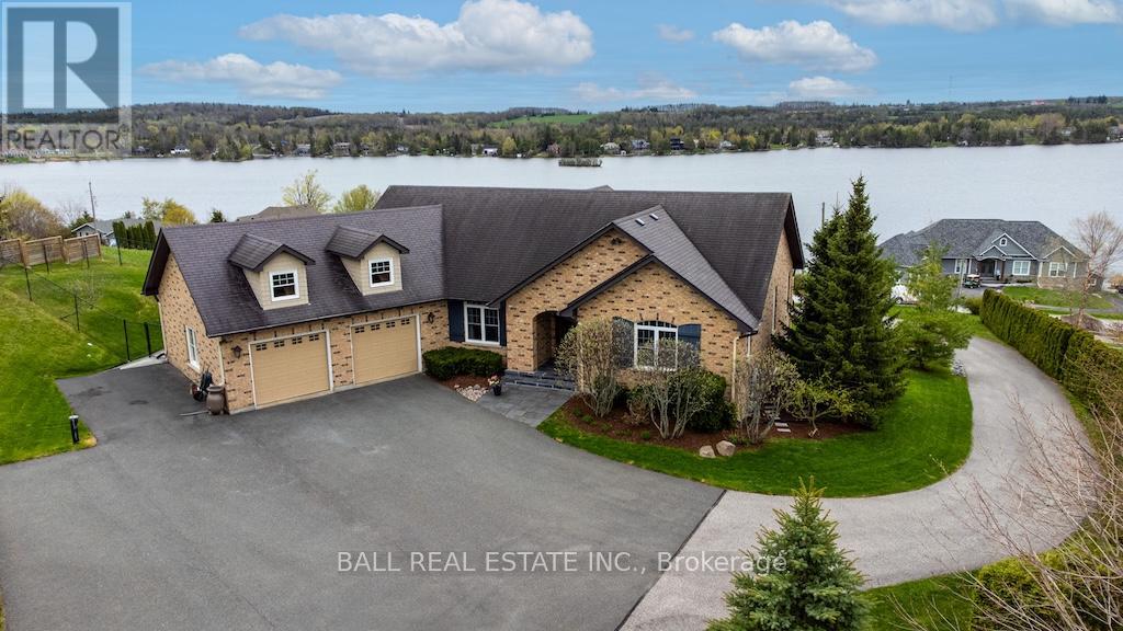 164 Arnott Drive, Selwyn, Ontario  K0L 1T0 - Photo 2 - X12136674