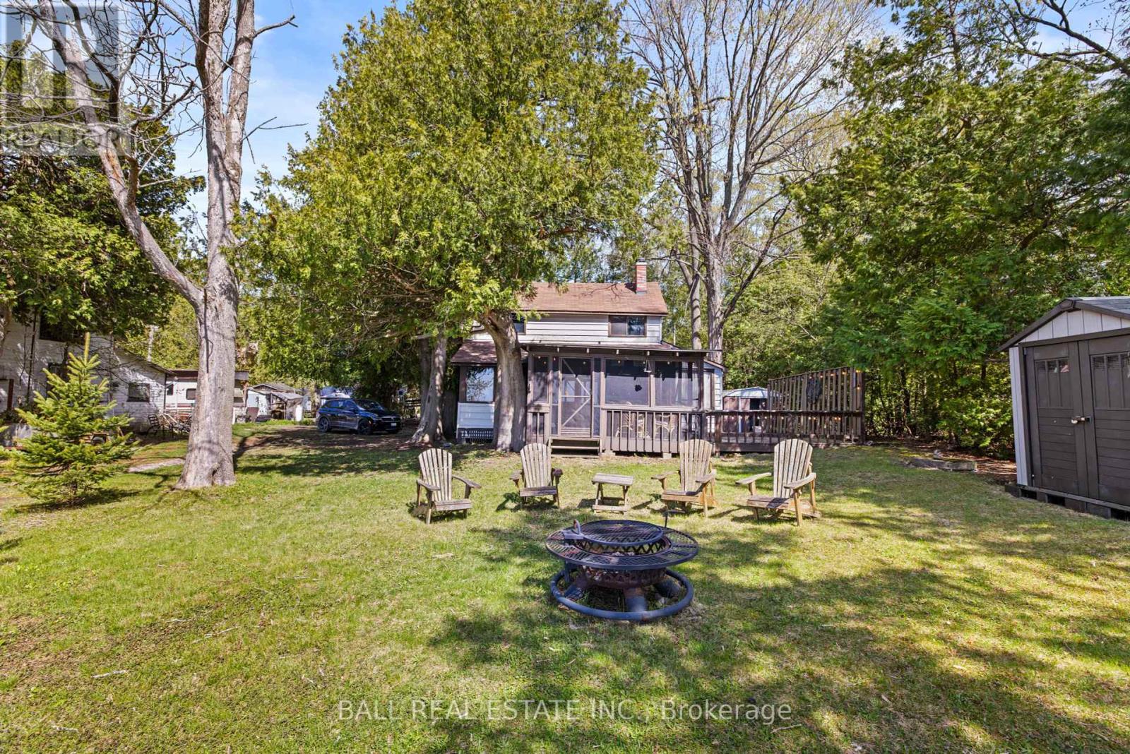 53 Rustic Bay Street, Kawartha Lakes (Lindsay), Ontario  K9V 4R6 - Photo 12 - X12136823