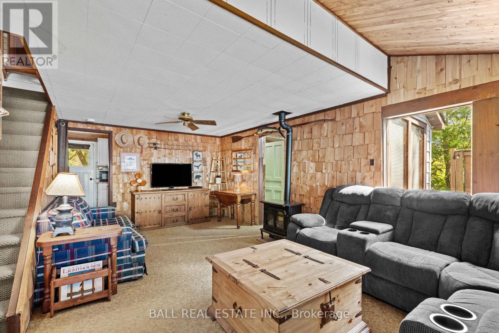53 Rustic Bay Street, Kawartha Lakes (Lindsay), Ontario  K9V 4R6 - Photo 32 - X12136823
