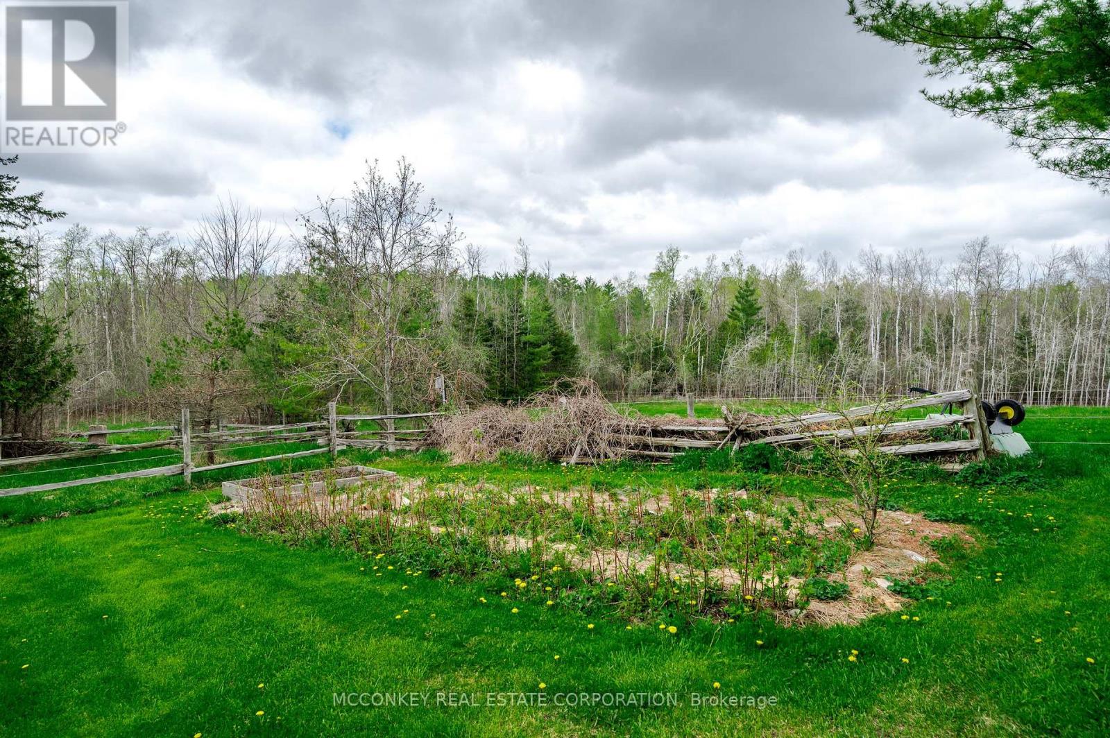 2170 County Rd 2, Otonabee-South Monaghan, Ontario  K9J 6X7 - Photo 38 - X12136826