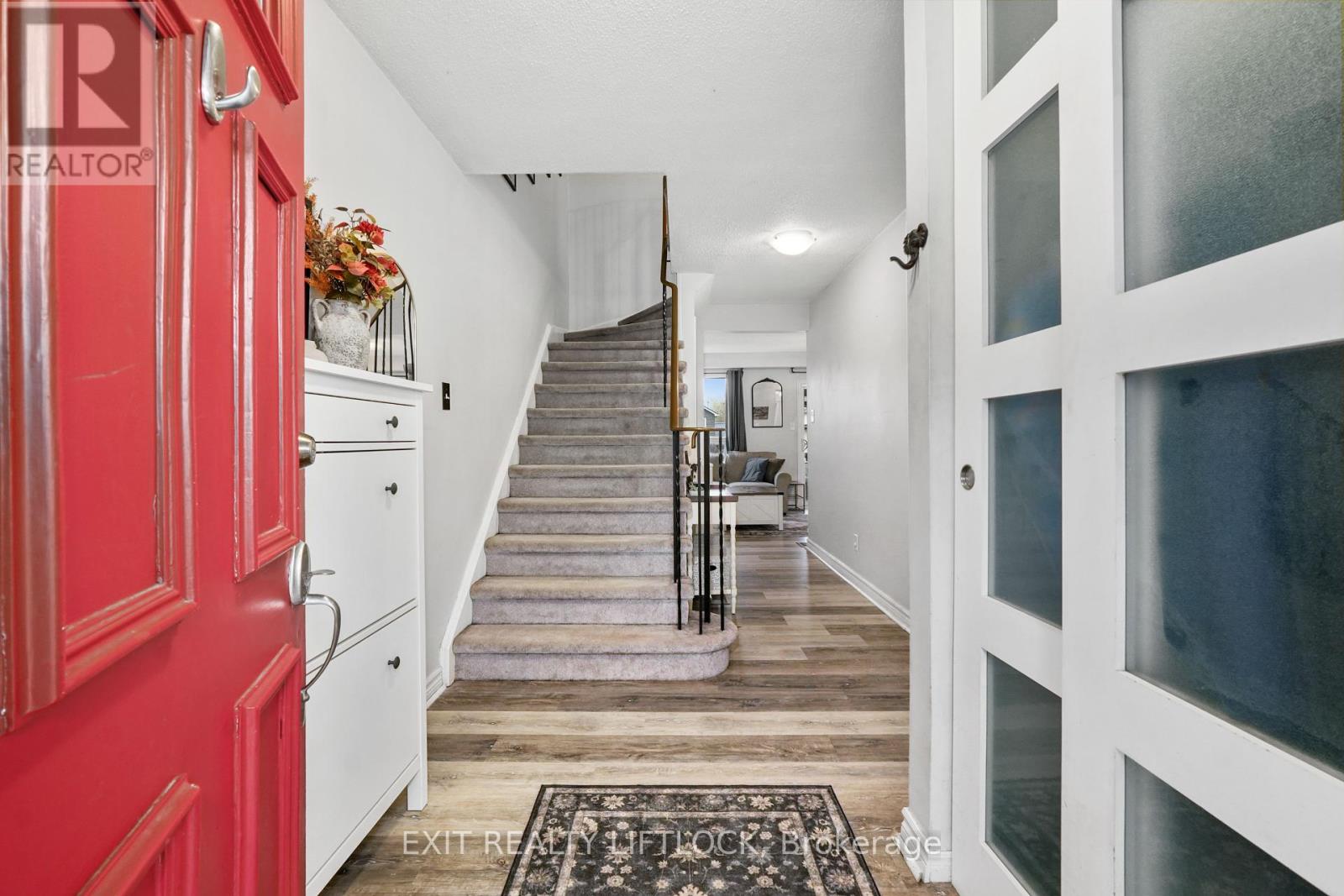36 Kawartha Heights Boulevard, Peterborough West (Central), Ontario  K9J 8B3 - Photo 23 - X12136865