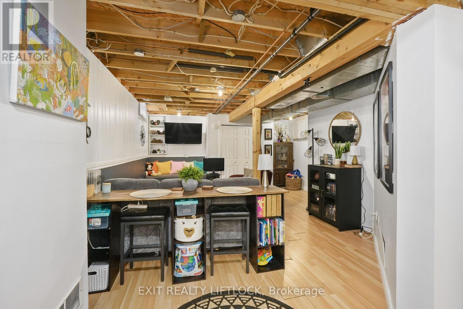 36 Kawartha Heights Boulevard, Peterborough West (Central), Ontario  K9J 8B3 - Photo 49 - X12136865
