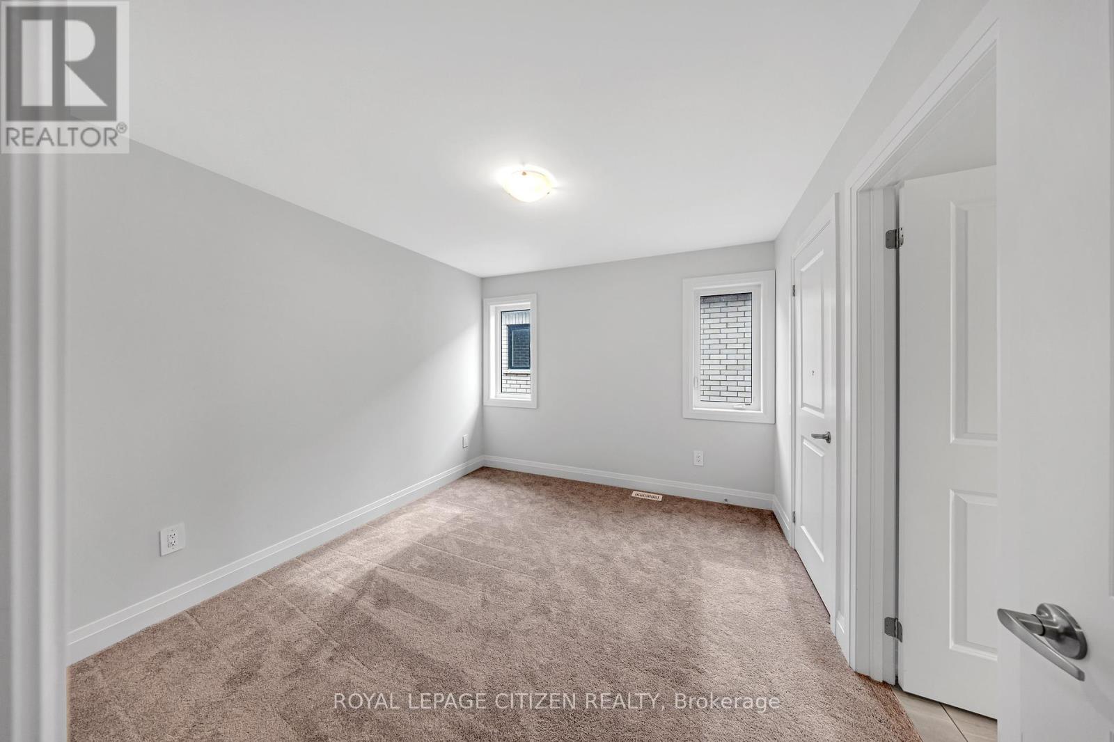 21 Walters Street, Kawartha Lakes (Lindsay), Ontario  K9V 0S2 - Photo 19 - X12136542
