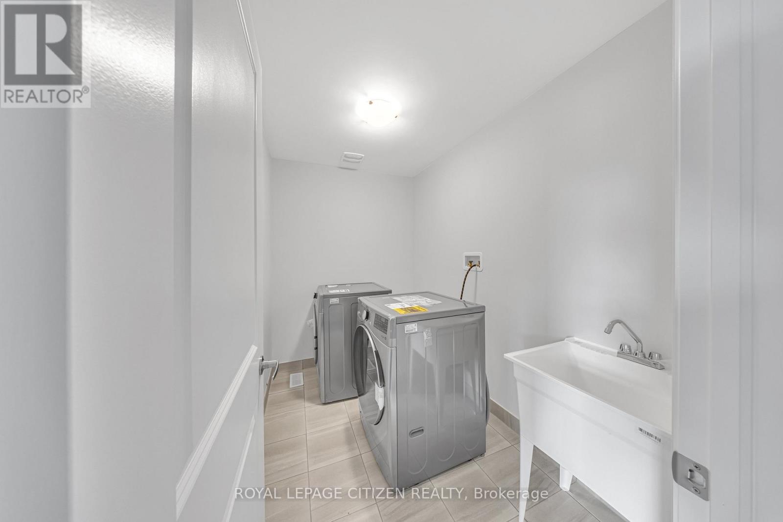21 Walters Street, Kawartha Lakes (Lindsay), Ontario  K9V 0S2 - Photo 28 - X12136542