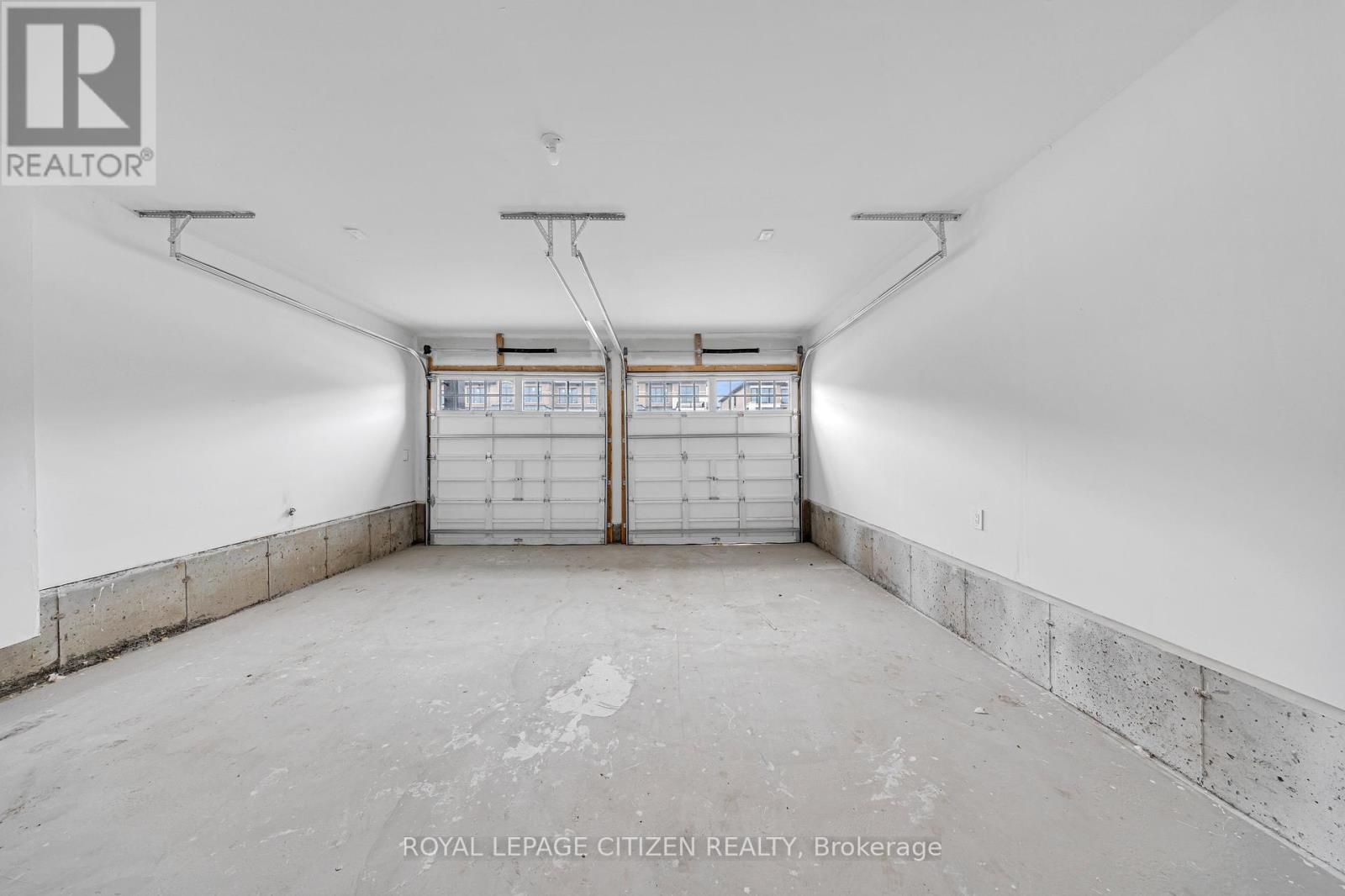 21 Walters Street, Kawartha Lakes (Lindsay), Ontario  K9V 0S2 - Photo 29 - X12136542