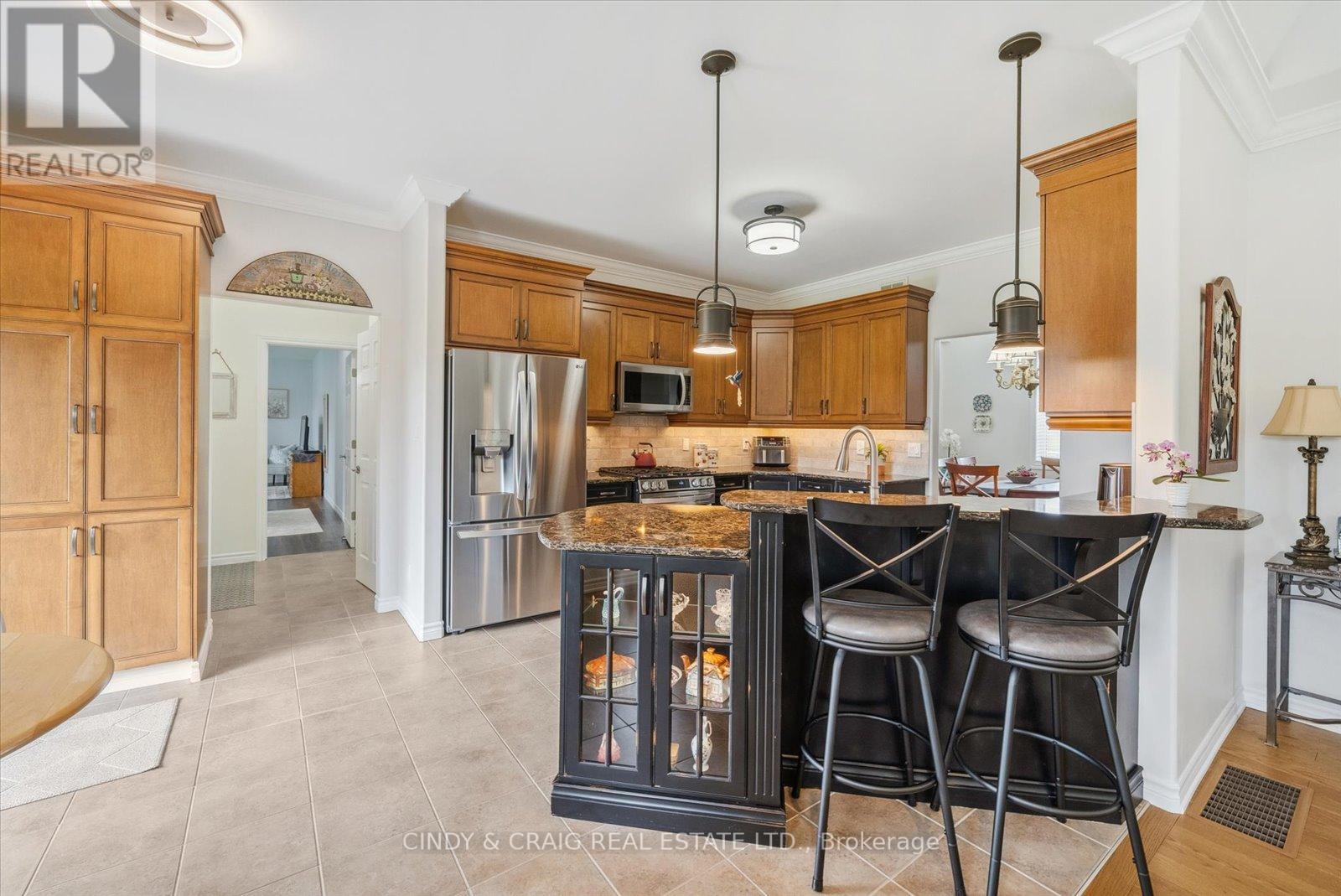 43 Applewood Drive, Trent Hills (Campbellford), Ontario  K0L 1L0 - Photo 4 - X12136559