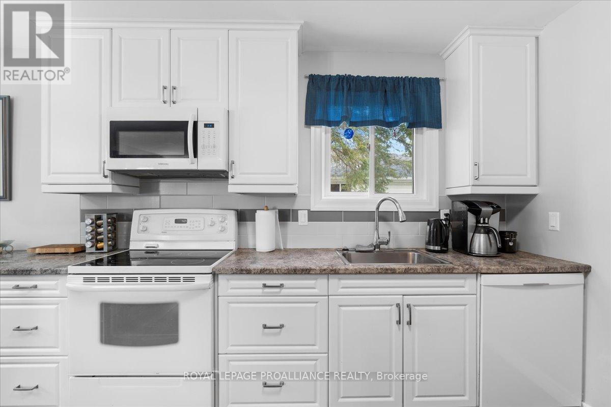 145 Cedar Drive, Trent Hills, Ontario  K0L 1L0 - Photo 11 - X12136972