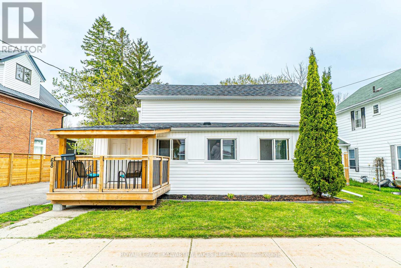 68 Ridout Street, Kawartha Lakes (Lindsay), Ontario  K9V 2B8 - Photo 7 - X12137233