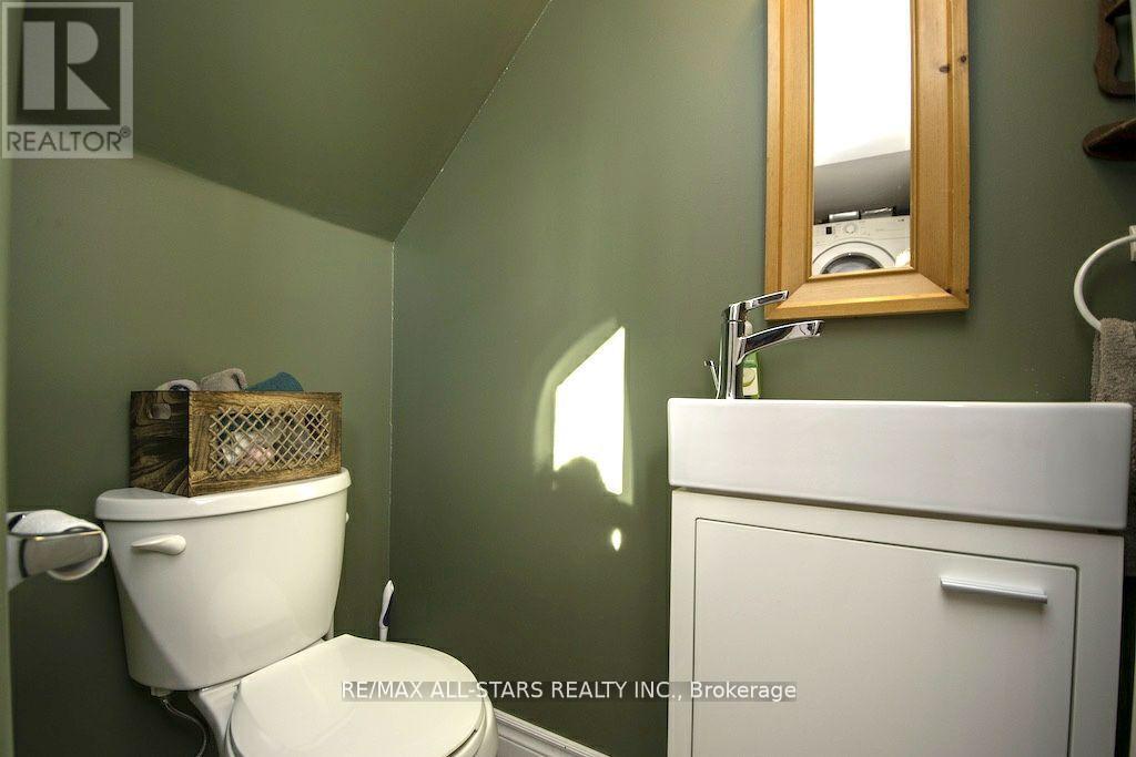 20 Mccreedie Street, Kawartha Lakes (Lindsay), Ontario  K9V 4R1 - Photo 18 - X12137172