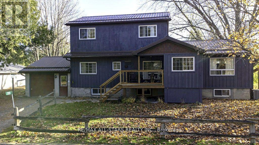 20 Mccreedie Street, Kawartha Lakes (Lindsay), Ontario  K9V 4R1 - Photo 2 - X12137172