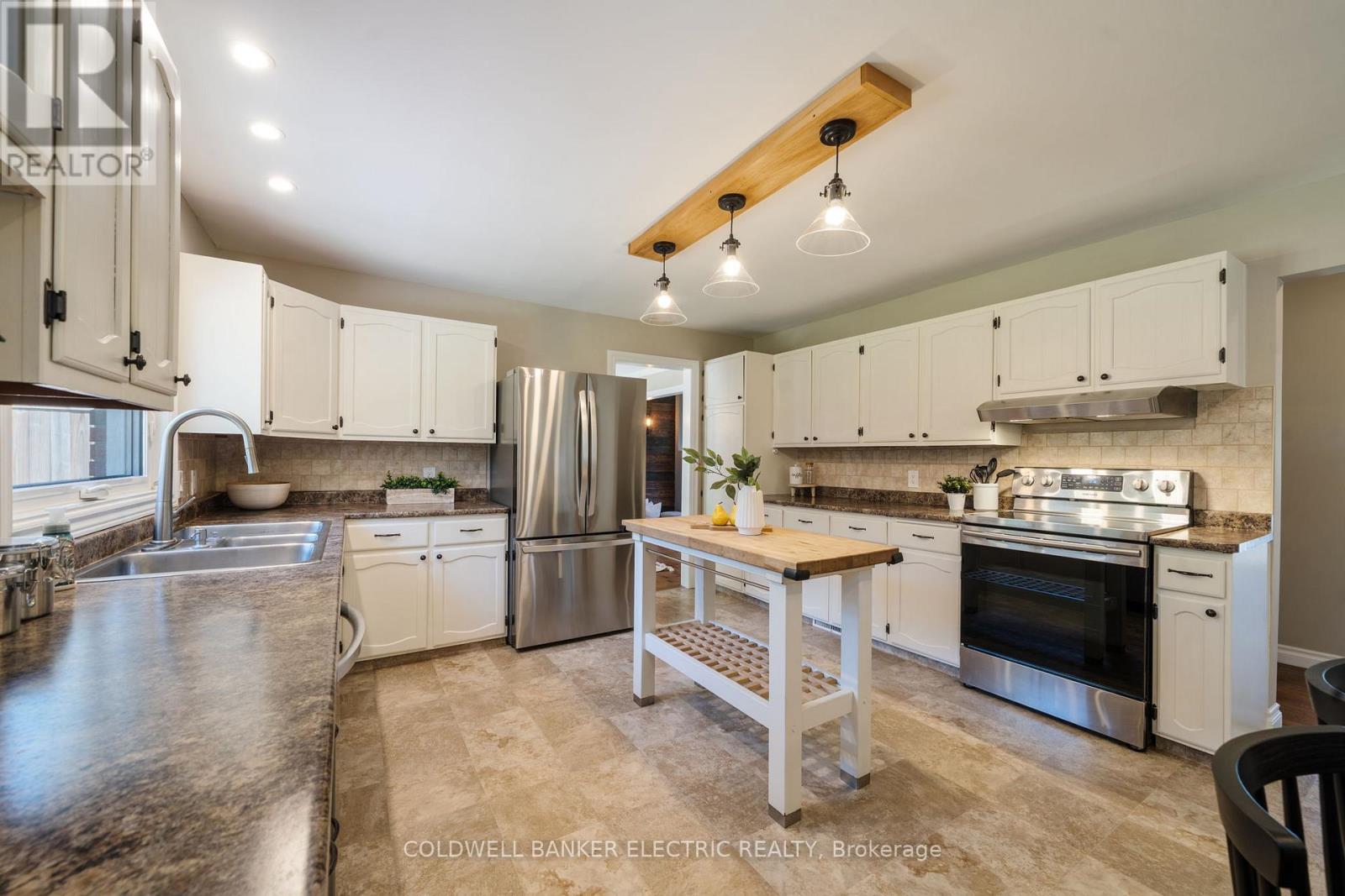 8290 Highway 28, North Kawartha, Ontario  K0L 1A0 - Photo 10 - X12137312