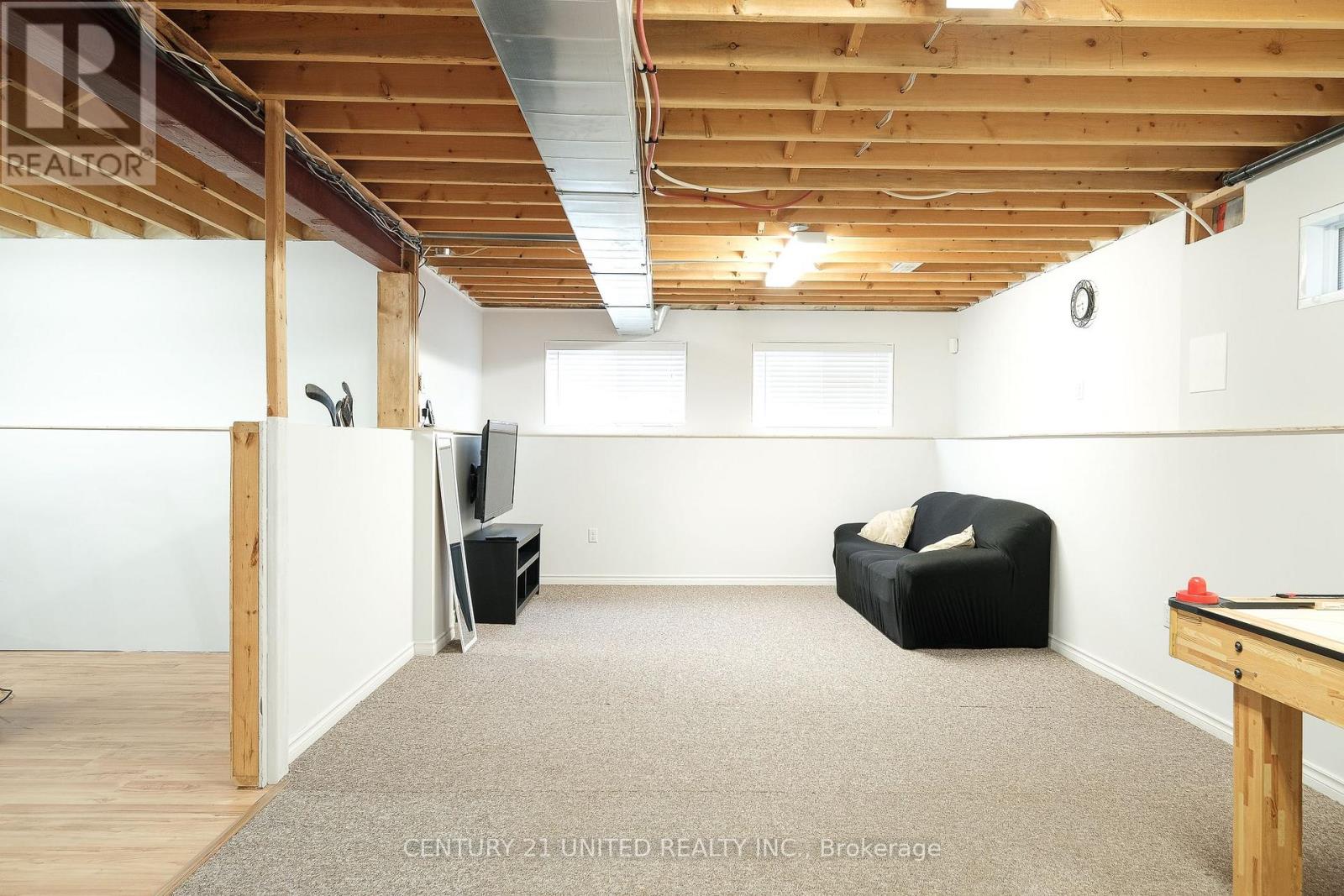 1403 Ireland Drive, Peterborough West (North), Ontario  K9K 0A7 - Photo 39 - X12137384