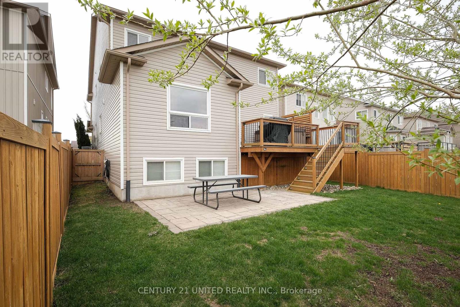 1403 Ireland Drive, Peterborough West (North), Ontario  K9K 0A7 - Photo 46 - X12137384
