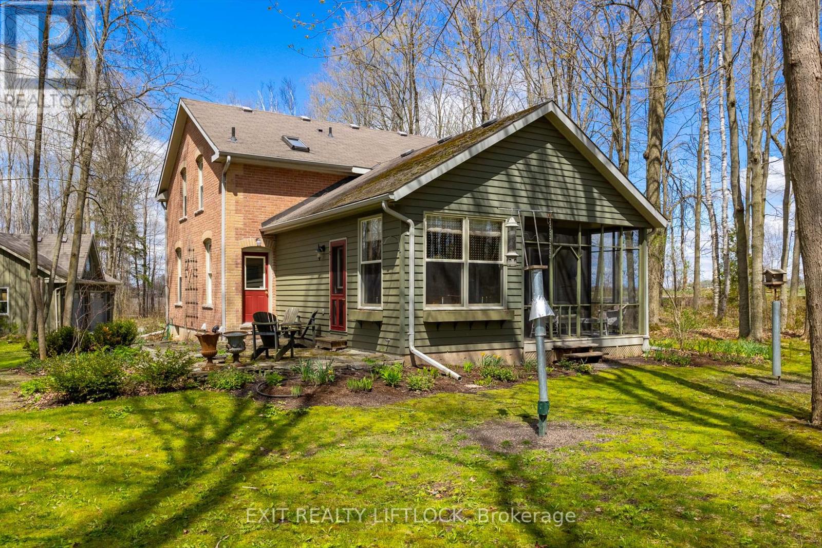 136 Mccamus 1/4 Line, Cavan Monaghan (Millbrook), Ontario  L0A 1G0 - Photo 29 - X12137504