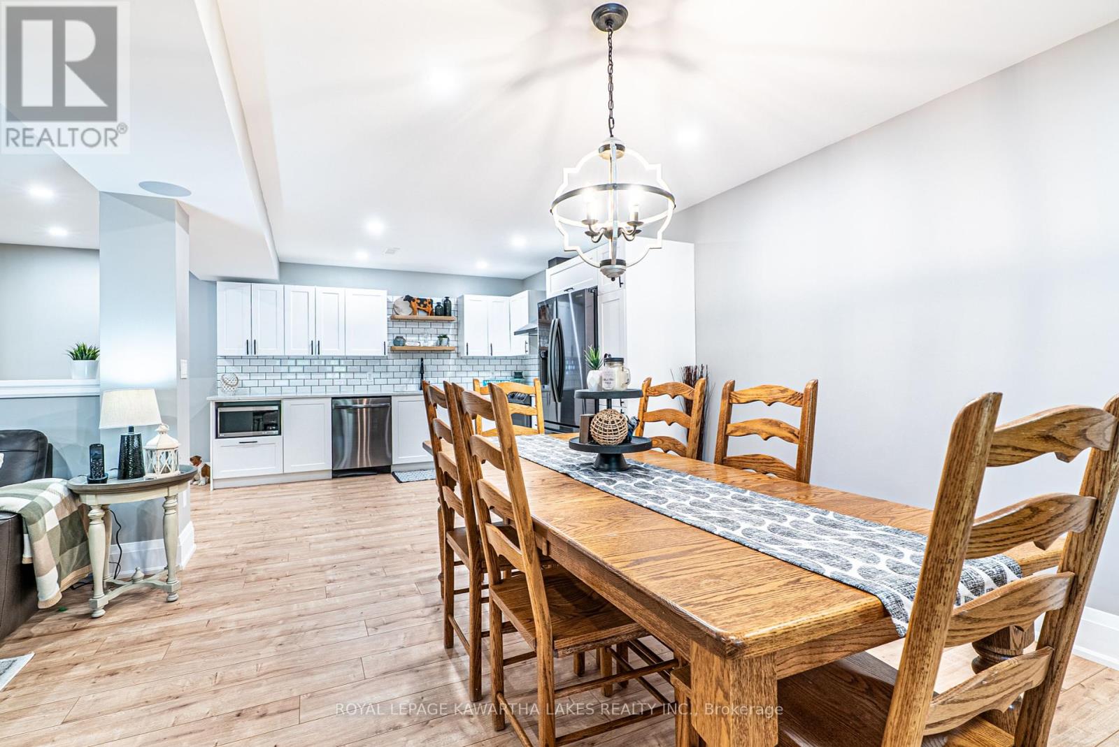 24 Alcorn Drive, Kawartha Lakes (Lindsay), Ontario  K9V 0N1 - Photo 30 - X12137614