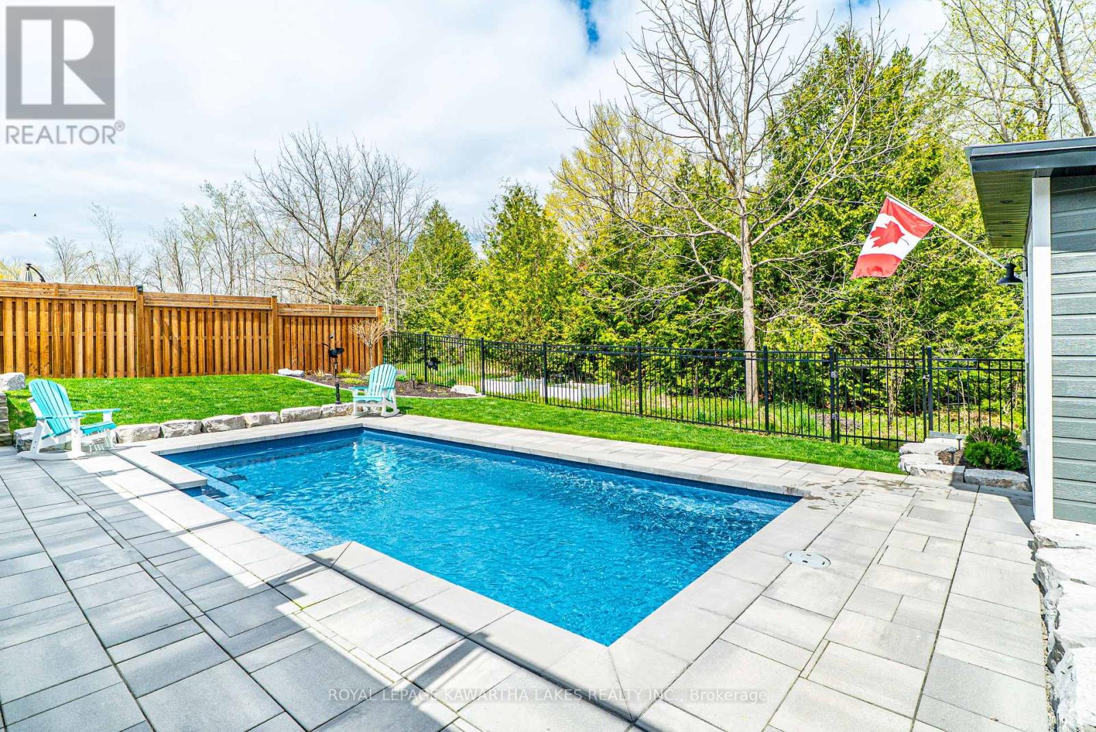 24 Alcorn Drive, Kawartha Lakes (Lindsay), Ontario  K9V 0N1 - Photo 45 - X12137614
