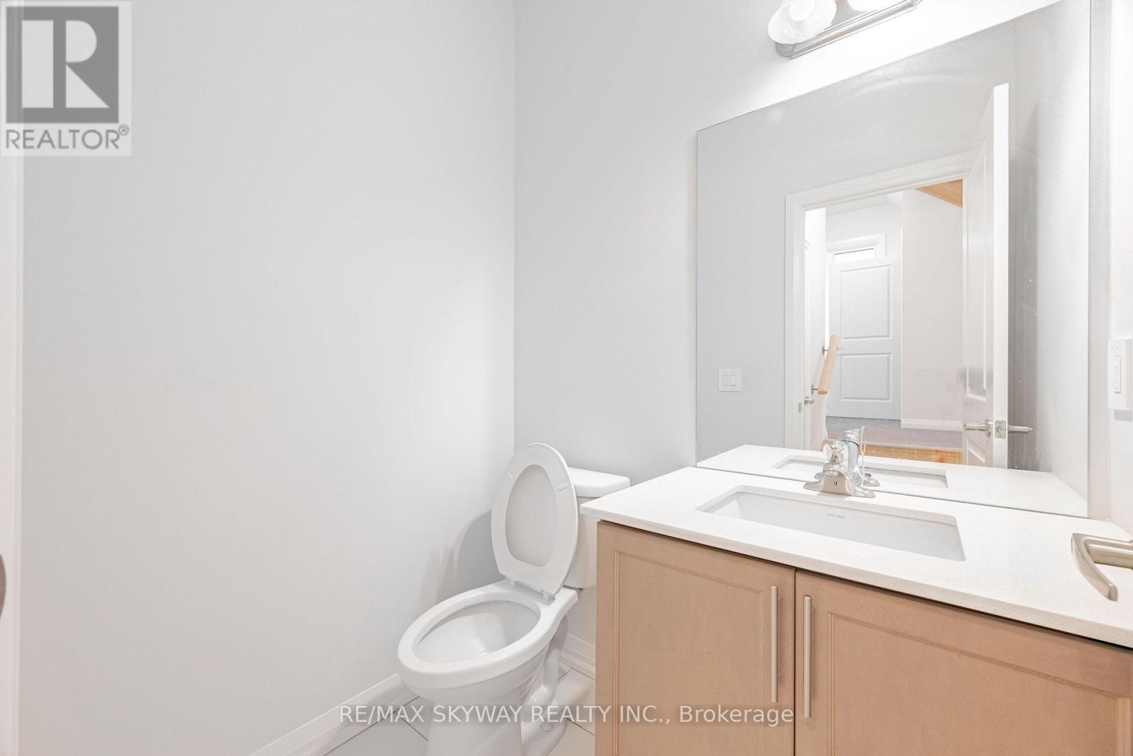 26 Corley Street, Kawartha Lakes (Lindsay), Ontario  K9V 5R8 - Photo 17 - X12137719