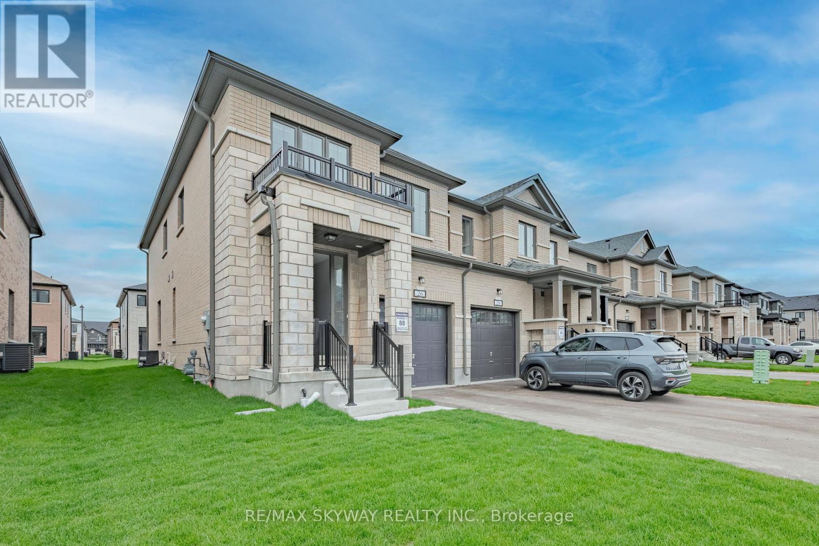 26 Corley Street, Kawartha Lakes (Lindsay), Ontario  K9V 5R8 - Photo 4 - X12137719