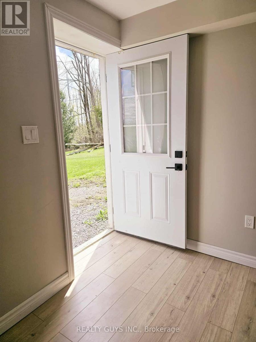 909 Fairbairn Street, Peterborough North (North), Ontario  K9H 6C2 - Photo 25 - X12138111