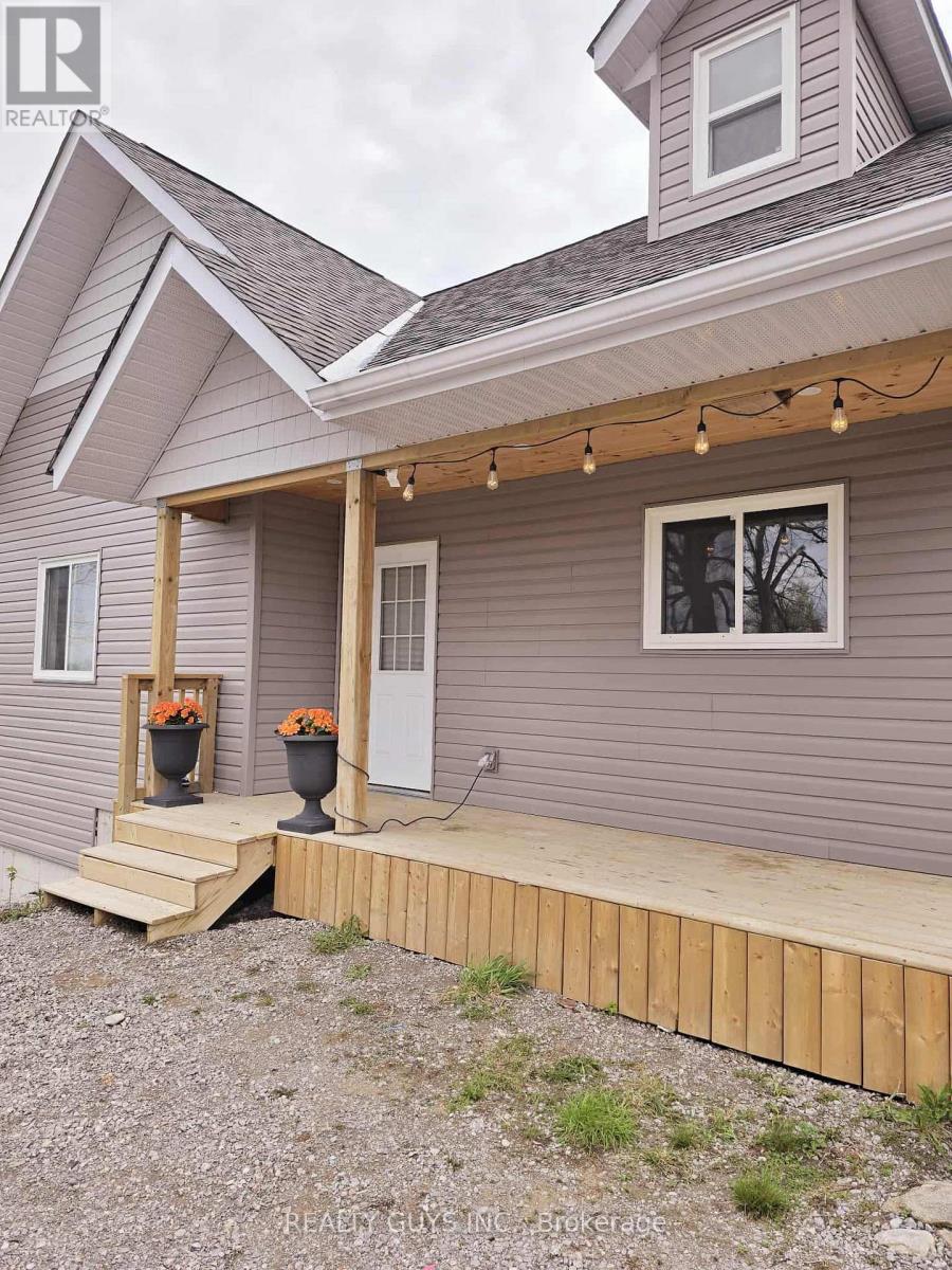 909 Fairbairn Street, Peterborough North (North), Ontario  K9H 6C2 - Photo 28 - X12138111