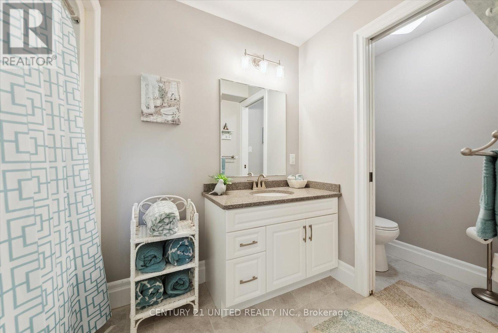 154 - 301 Carnegie Avenue, Peterborough North (University Heights), Ontario  K9L 0B3 - Photo 25 - X12138256