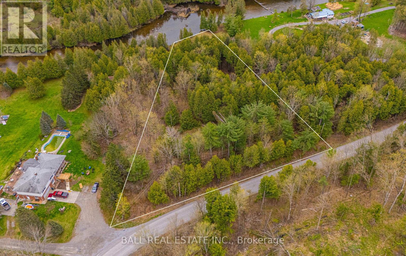513 Sawmill Road, Douro-Dummer, Ontario  K0L 2H0 - Photo 2 - X12138523