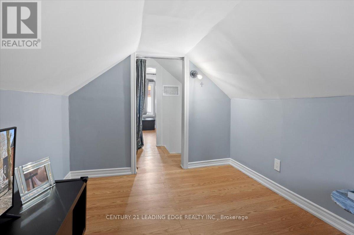 40 St Patrick Street E, Kawartha Lakes (Lindsay), Ontario  K9V 1R2 - Photo 31 - X12138526