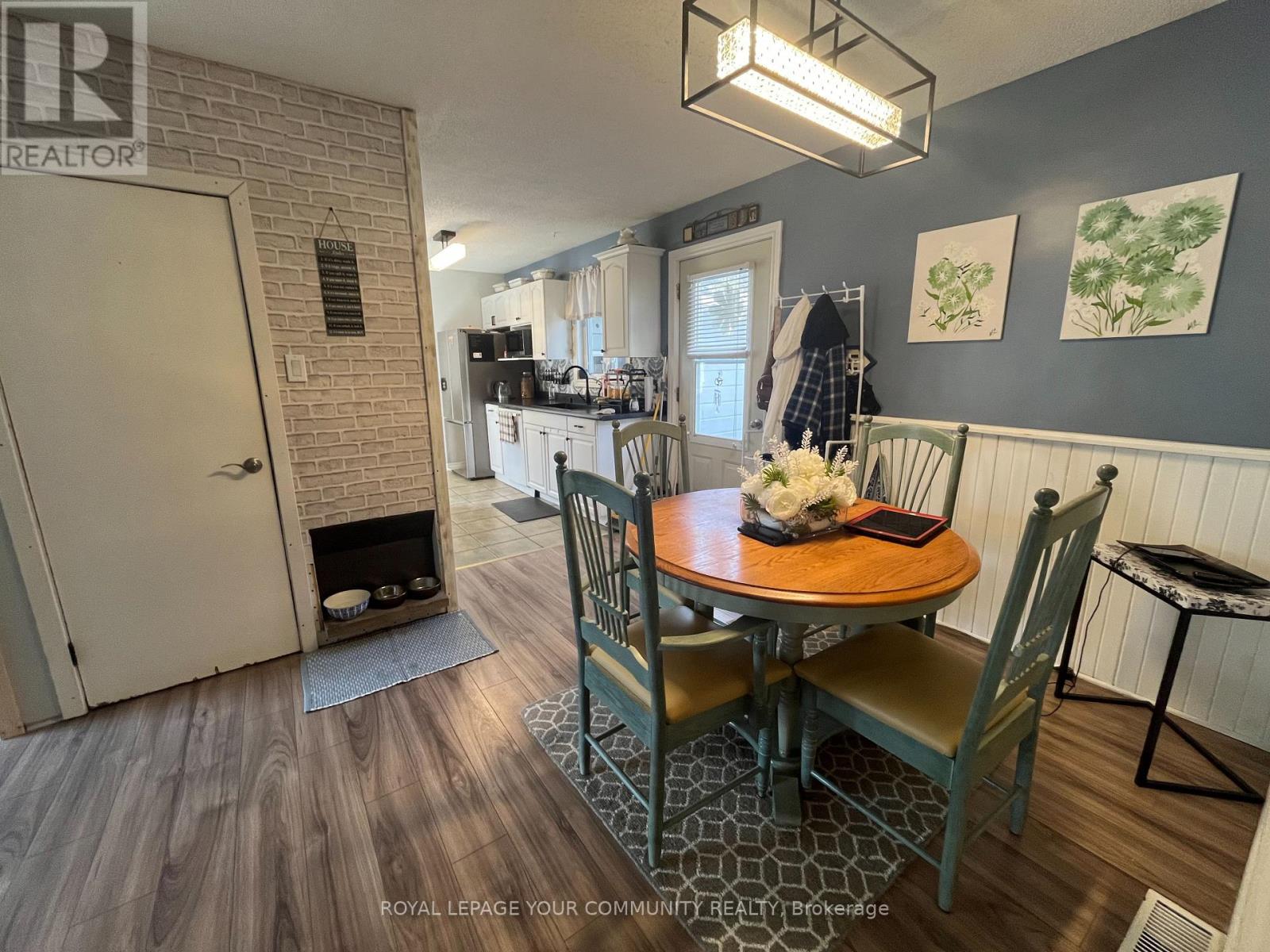 42 Sprucedale Street, Highlands East (Bicroft Ward), Ontario  K0L 1M0 - Photo 15 - X12138532