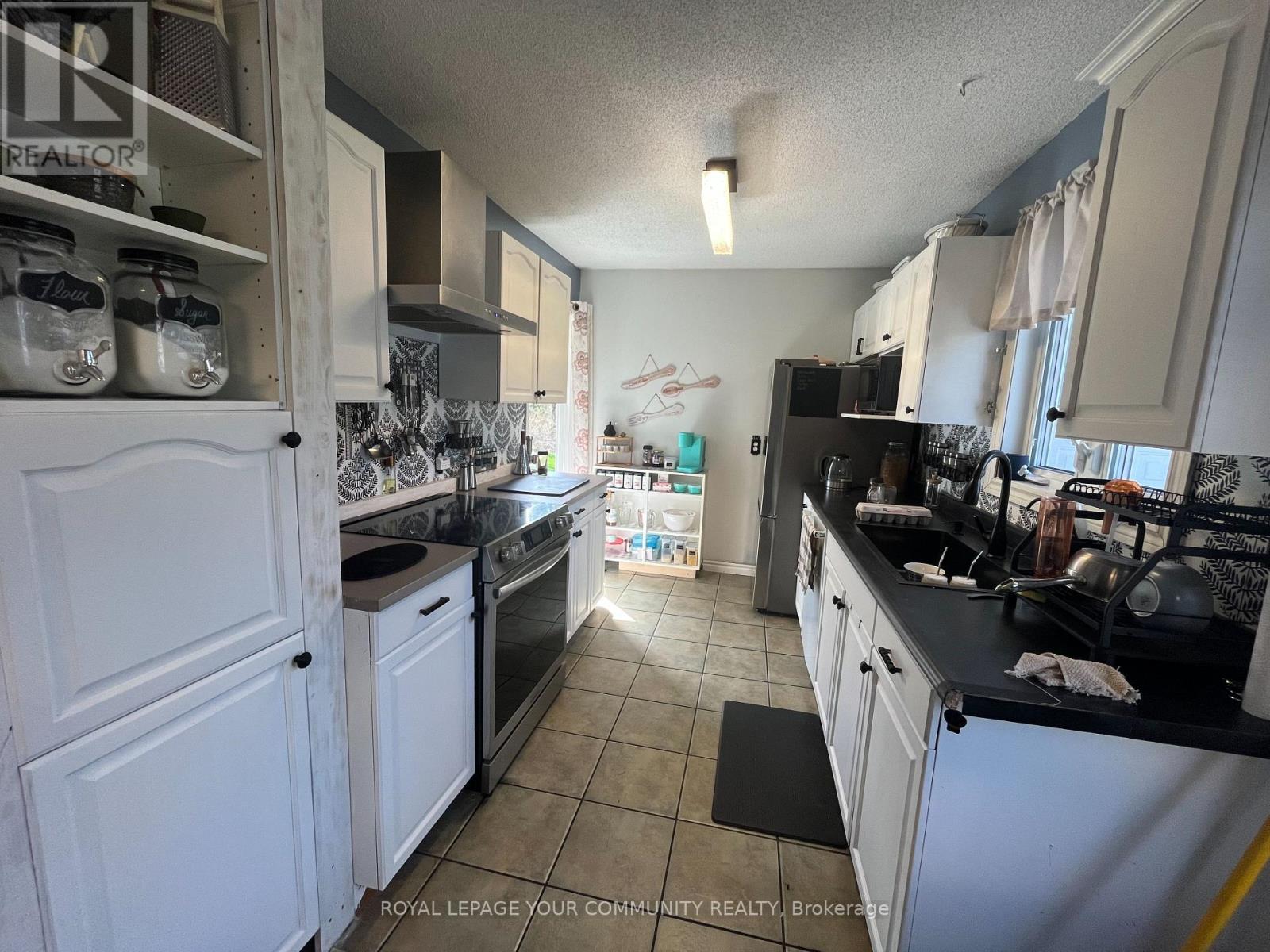 42 Sprucedale Street, Highlands East (Bicroft Ward), Ontario  K0L 1M0 - Photo 16 - X12138532