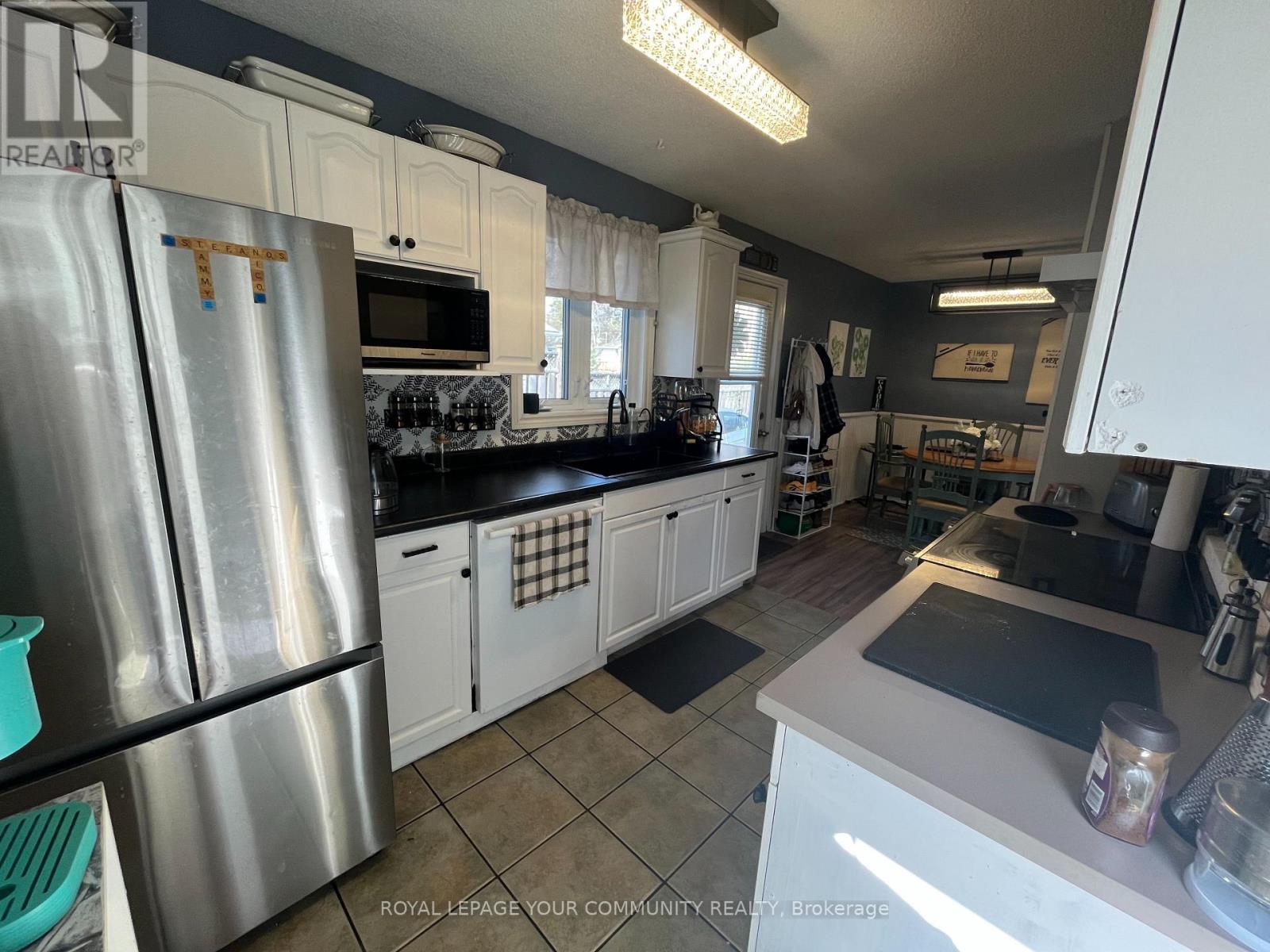 42 Sprucedale Street, Highlands East (Bicroft Ward), Ontario  K0L 1M0 - Photo 17 - X12138532