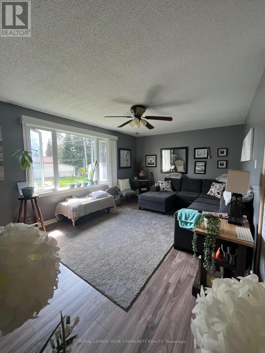 42 Sprucedale Street, Highlands East (Bicroft Ward), Ontario  K0L 1M0 - Photo 4 - X12138532