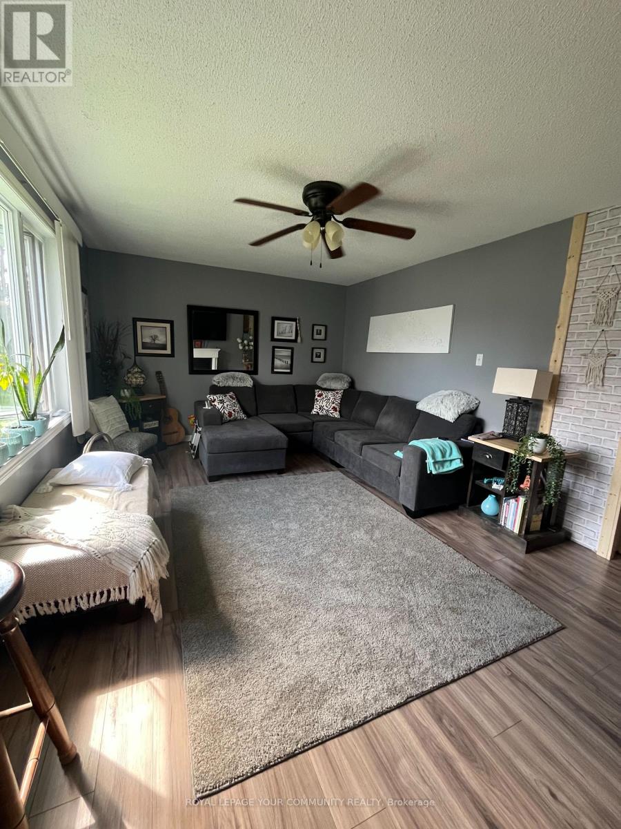 42 Sprucedale Street, Highlands East (Bicroft Ward), Ontario  K0L 1M0 - Photo 6 - X12138532