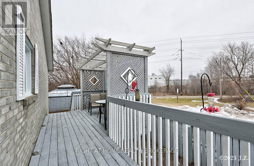 839 Mountain Ash Road W, Peterborough South (West), Ontario  K9J 8K2 - Photo 27 - X12139050