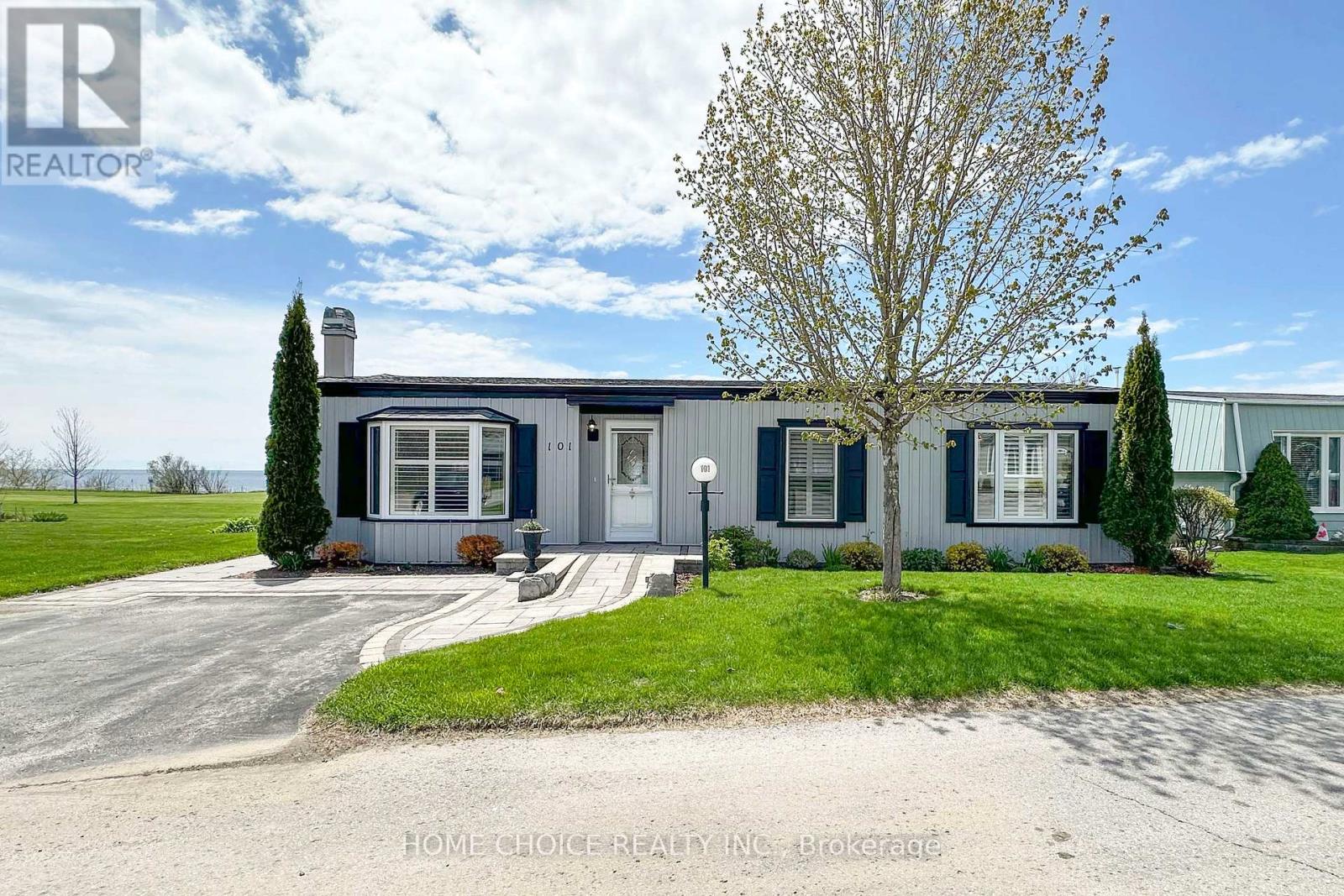 101 THE COVE ROAD, clarington (newcastle), Ontario