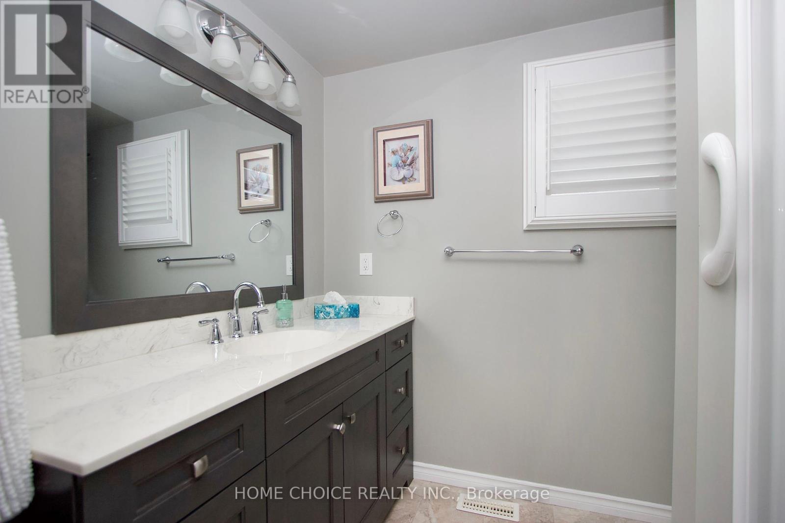 101 The Cove Road, Clarington (Newcastle), Ontario  L1B 1B2 - Photo 22 - E12139181