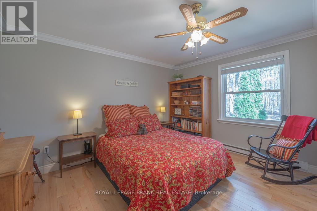 132 Sugarbush Crescent, Trent Lakes, Ontario  K0L 1J0 - Photo 19 - X12139267