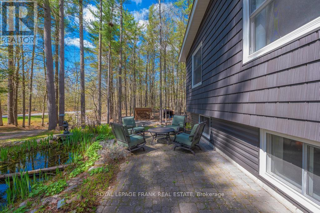 132 Sugarbush Crescent, Trent Lakes, Ontario  K0L 1J0 - Photo 3 - X12139267