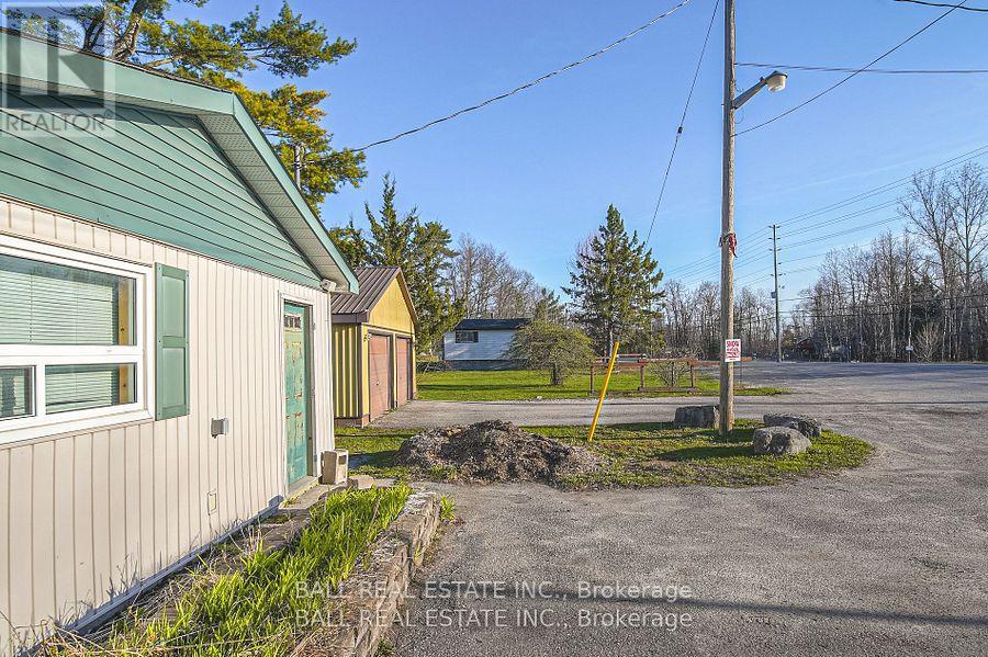 4007 County 6 Road, North Kawartha, Ontario  K0L 2H0 - Photo 13 - X12139289