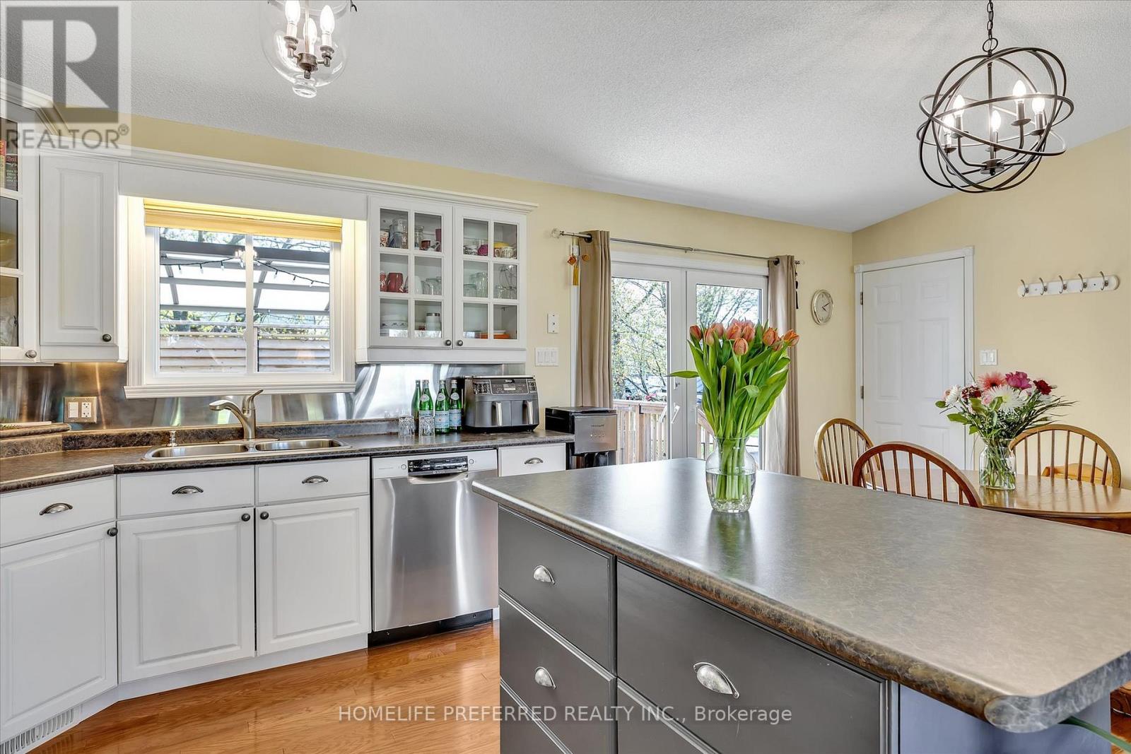 2445 Workman Street, Cavan Monaghan (Cavan Twp), Ontario  L0A 1C0 - Photo 15 - X12139374
