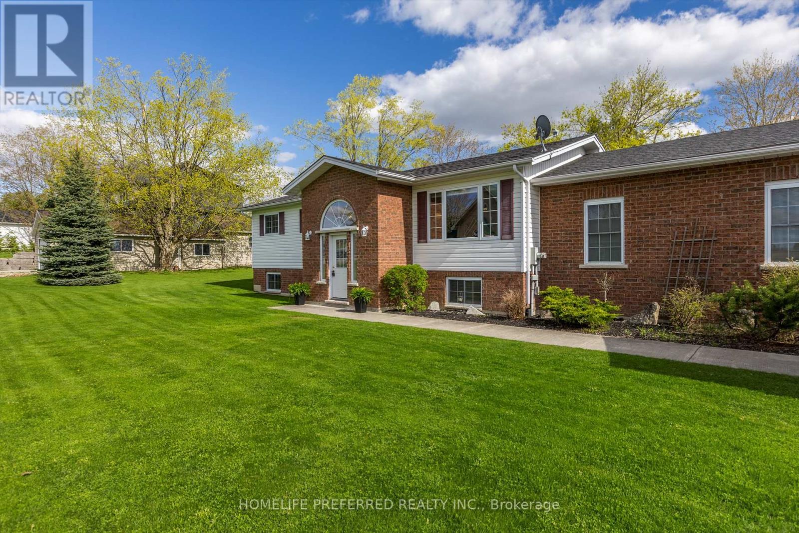 2445 Workman Street, Cavan Monaghan (Cavan Twp), Ontario  L0A 1C0 - Photo 5 - X12139374